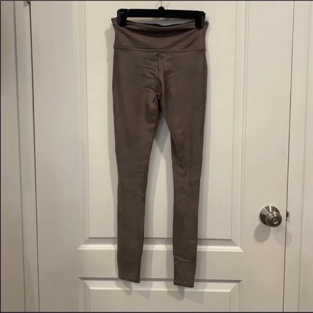 Spanx Faux Leather Leggings in Color Antique Rose - Picture 5 of 5